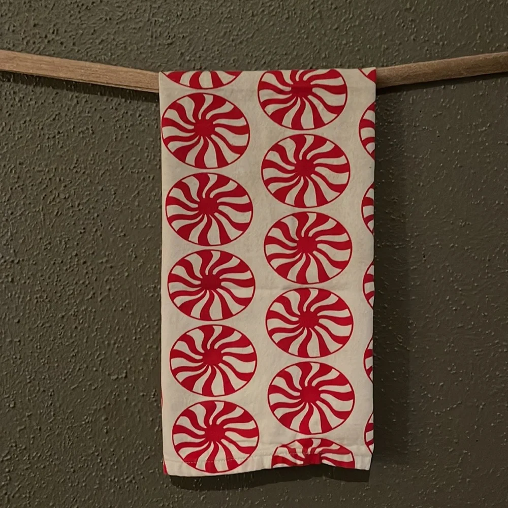 Crate & Barrel Peppermint Dishtowel